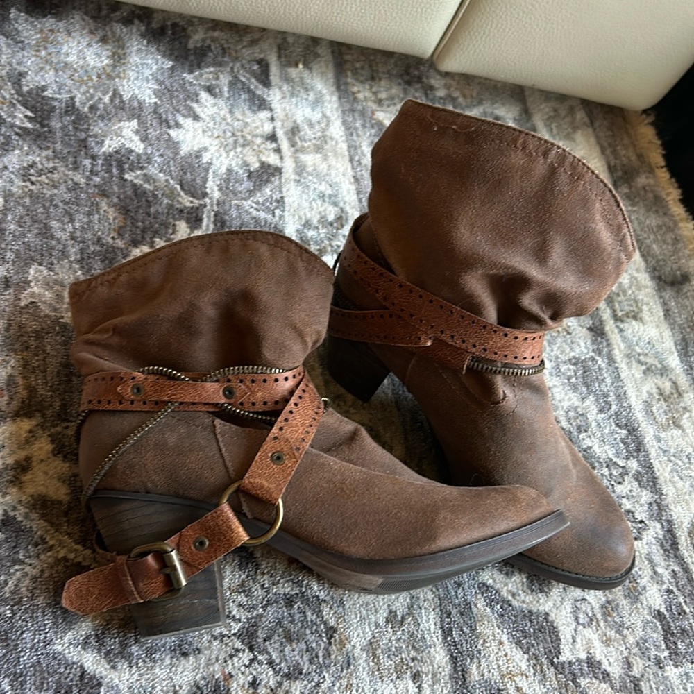Steve Madden shoe